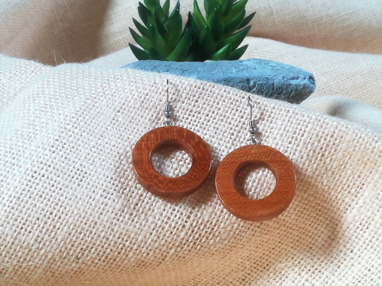 Boucles D Oreilles Ronde En Bois H Tre Fonc U Art Boise Locavor Fr