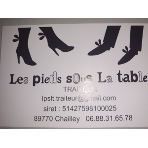 Les Pieds Sous La Table