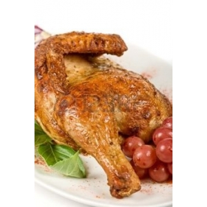 Poulet fermier complet coupé en deux