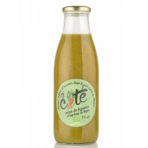 Soupe bio de légumes et son brin de