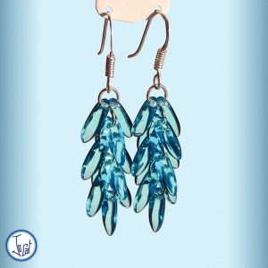 Boucles d'oreilles bleu glace, courtes en acier chirurgical