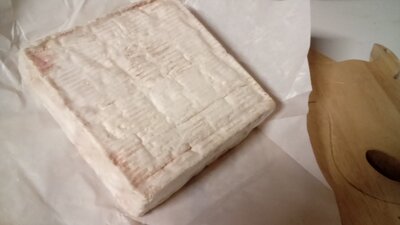 'pont-l’évêque' fermier 'pavé d