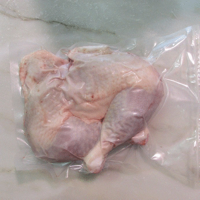 Cuisses de poulets cou nu rouge
