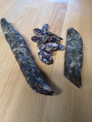 Saucisson sec bœuf, porc, tomme