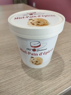 Crème glacée miel-pain d'epices