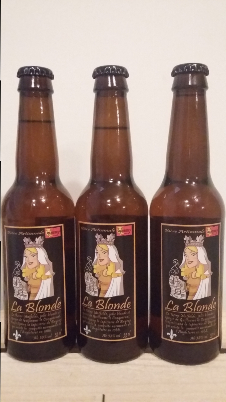 Assortiment de 3 bières la blonde - la rousse - la blanche - 1 u