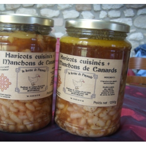 Haricots cuisinés + 4 manchons de canards confits