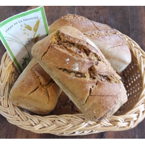 Pain 500g de petit epeautre aux noisettes