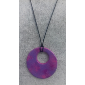 Collier effet émaillé rose