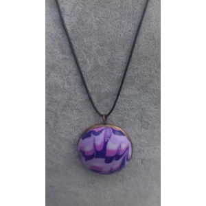 Collier makumé violet