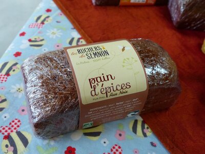 Pain d'épices aux noix