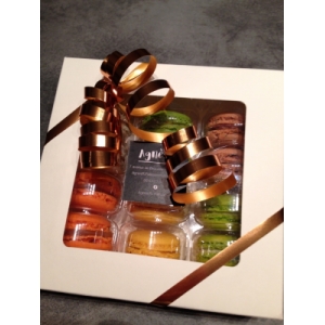 *** nouveaux parfums :coffret de 12 macarons ***