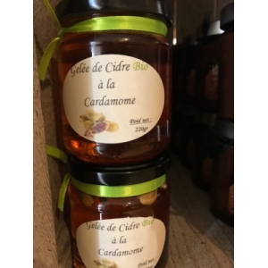 Gelée de cidre à la cardamone