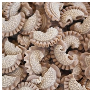 Crêtes de coq sèches aux cèpes