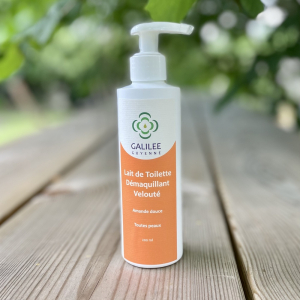 Lait de toilette démaquillant velouté