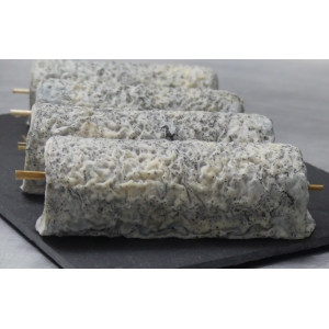 Bûche cendrée au lait cru affinée