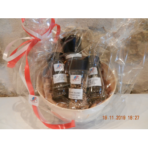 Panier à la découvert des poivres avec moul