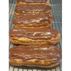 éclair au chocolat