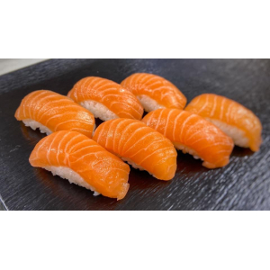 Nigiri sushi saumon