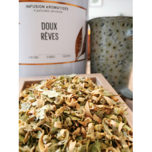 Infusion  camomille tilleul fleurs oranger