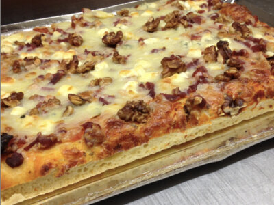 Pizza jambon mozzarella