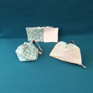 Lingettes démaquillantes avec filet