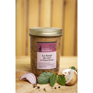 Sauté de cerf à l'anjou rouge