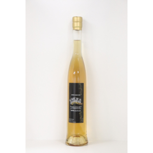 Vin d'apéritif aux fleurs d'acacia