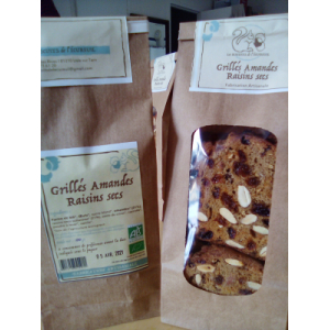 Grillés amandes raisins secs