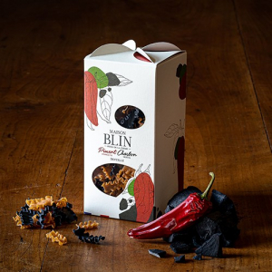 Dentelle piment d'espelette & charbon végétal