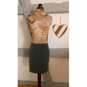 Jupe droite, taille 38