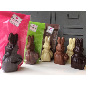 Paques lapin blanc  garni de fritures