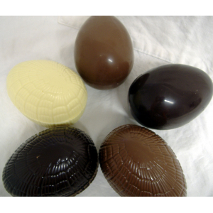 Oeuf de pâques chocolat noir