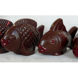 Poisson d'avril en chocolat noir garni