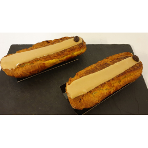 Eclair café