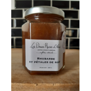 Confiture rhubarbe et pétales de rose