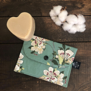 Pochette savon - fleurs