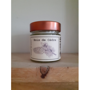 Bougie cèdre