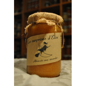 Préparation de fruits abricots aux amandes