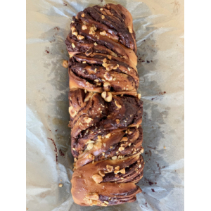 Babka chocolat praliné et éclats de noisettes