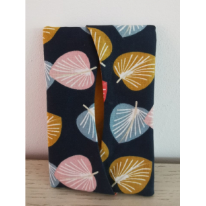 Pochette à mouchoirs feuilles