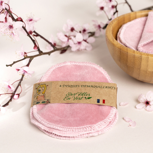 4 lingettes démaquillants rose