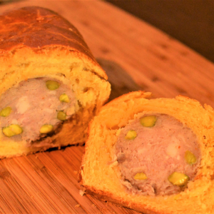 Saucisson pistaché brioché