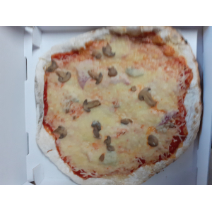 Pizza jambon, champignon, emmental