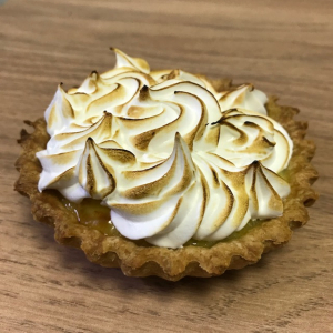 Tartelette à la rhubarbe meringuée
