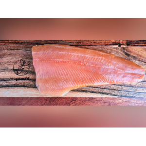 Truite arc-en-ciel en filet fumé