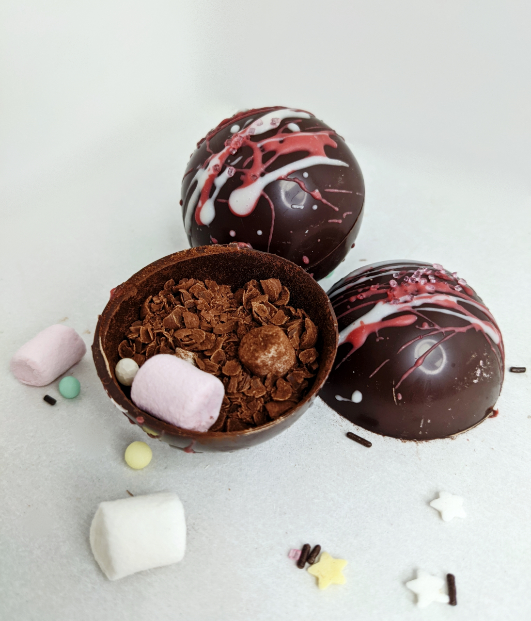 Choco bombe (boule de chocolat chaud) - Guimauve chocolat au lait -  Traiteur Buffet Maison