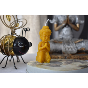 Bougie bouddha en prière