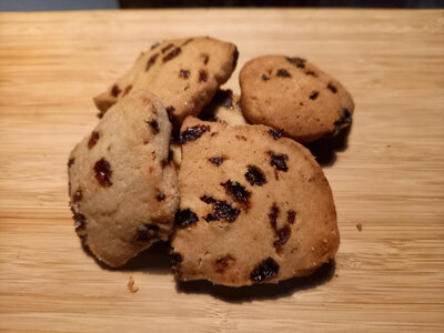 Croquet noisette-raisin