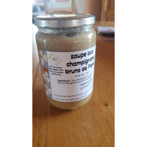 Soupe aux champignons bruns de paris